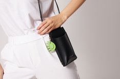 Icon Branca Phone Bag